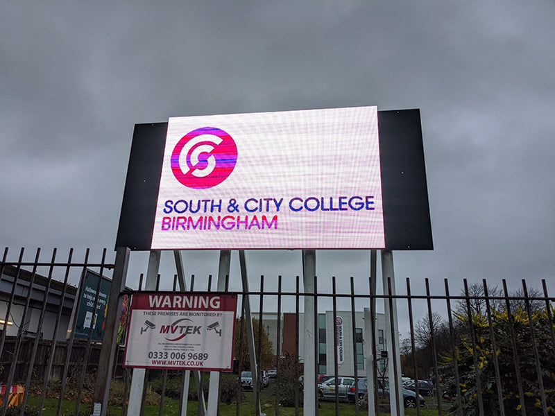 OUTDOOR DIRECT VIEW LED SOLUTIONS