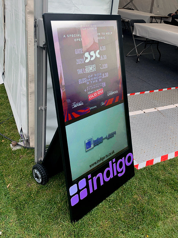 43" OUTDOOR DIGITAL ANDROID BATTERY A-BOARDS