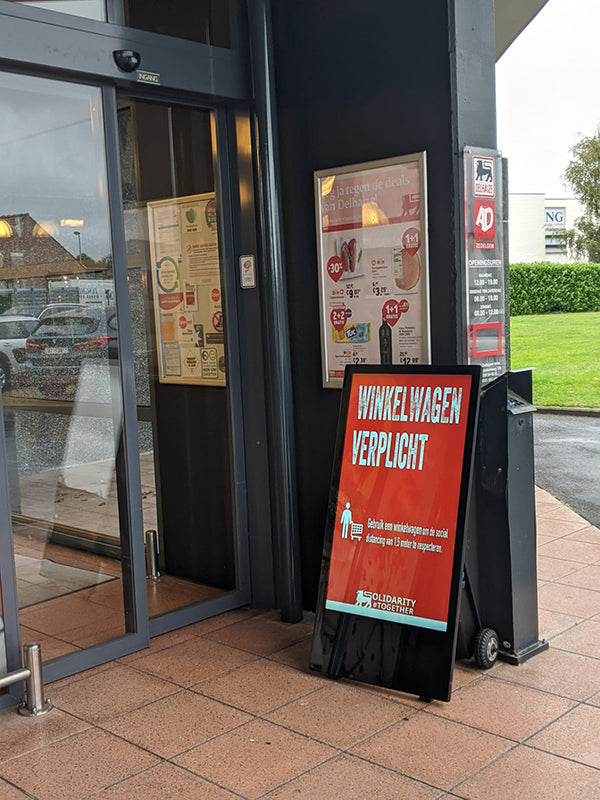 43" OUTDOOR DIGITAL ANDROID BATTERY A-BOARDS