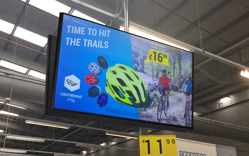 Professional Monitor (32"-84")