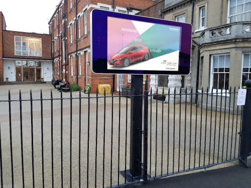 OUTDOOR DIGITAL ADVERTISING DISPLAYS
