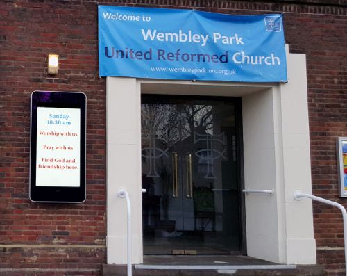 OUTDOOR DIGITAL ADVERTISING DISPLAYS