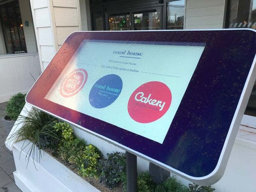 OUTDOOR DIGITAL ADVERTISING DISPLAYS